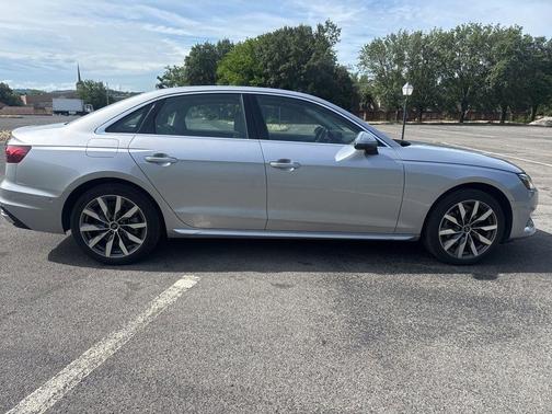 Florett Silver Metallic 2023 Audi A4 40 Prestige