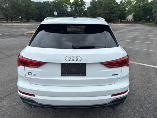 Glacier White Metallic 2020 Audi Q3 45 S line Premium Plus