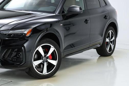 2024 Audi Q5 45 S line quattro Premium