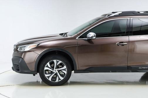 2022 Subaru Outback Touring