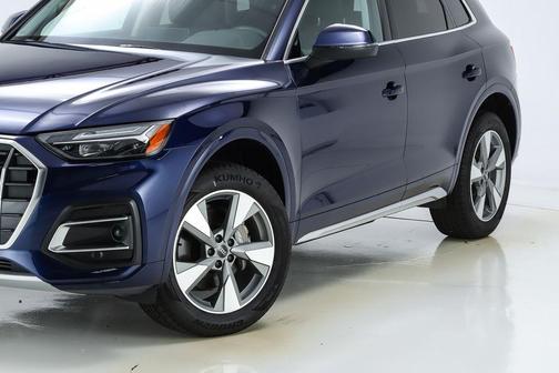 2024 Audi Q5 40 Premium