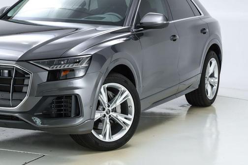 2023 Audi Q8 55 Prestige