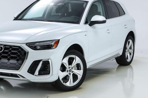 2024 Audi Q5 45 S line quattro Premium