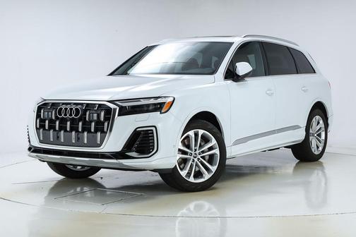 2025 Audi Q7 55 Premium Plus