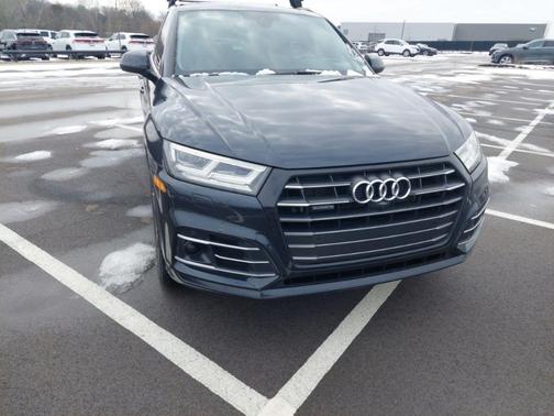 2020 Audi Q5 e 55 Premium