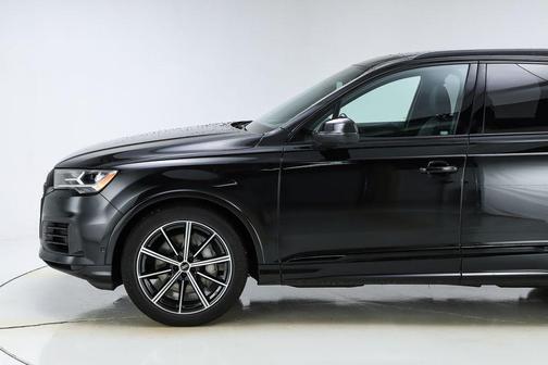 2022 Audi Q7 55 Prestige