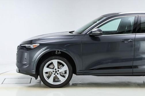 2025 Audi Q5 2.0T quattro Premium