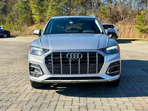 2021 Audi Q5 40 Premium Plus
