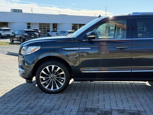 2021 Lincoln Navigator Reserve
