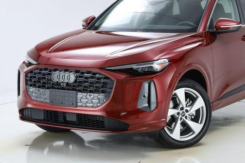 2025 Audi Q5 2.0T quattro Premium