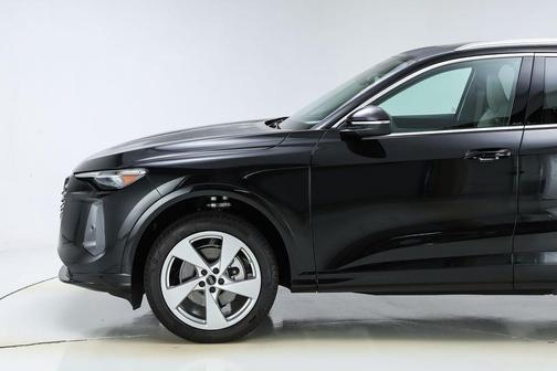 2025 Audi Q5 2.0T quattro Premium
