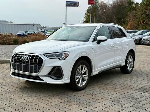 2025 Audi Q3 45 S line Premium