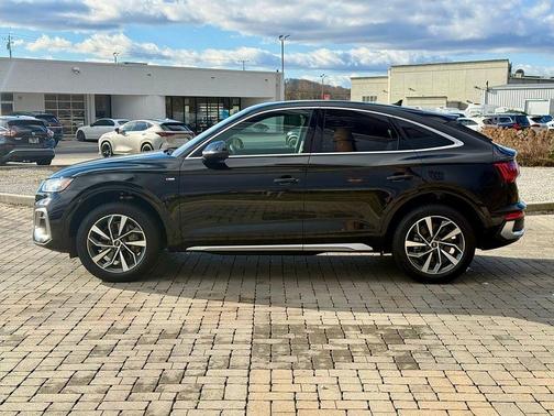 2022 Audi Q5 45 S line quattro Premium