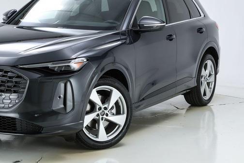 2025 Audi Q5 2.0T quattro Premium