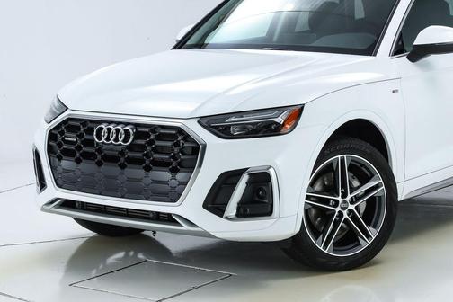 2024 Audi Q5 e 55 S line quattro Premium