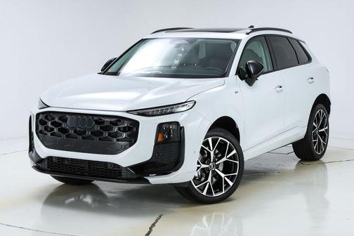 Glacier White Metallic 2026 Audi Q3 S line