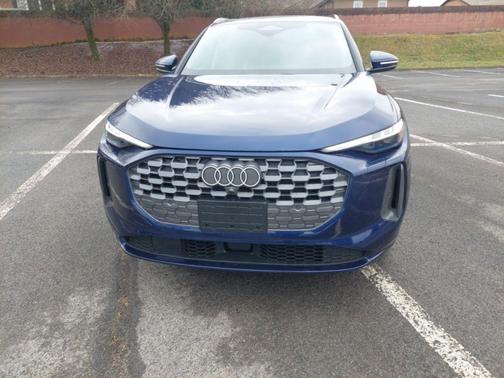 2025 Audi Q5 2.0T quattro Premium