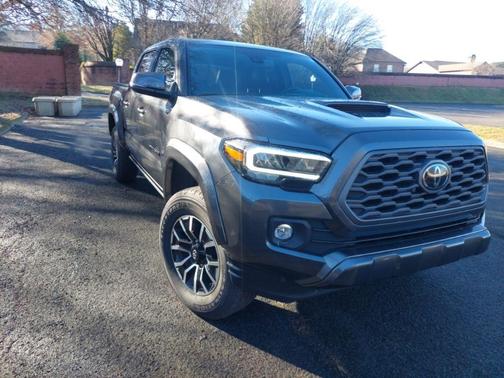 2020 Toyota Tacoma TRD Sport