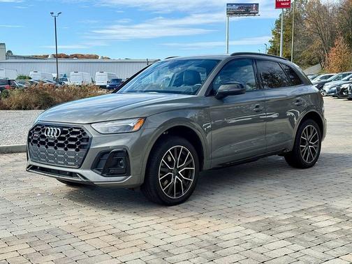 2024 Audi SQ5 3.0T Premium Plus