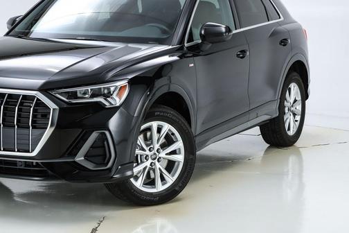 2025 Audi Q3 45 S line Premium