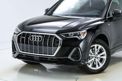 2025 Audi Q3 45 S line Premium