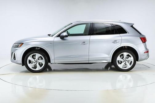 2025 Audi Q5 45 S line quattro Premium