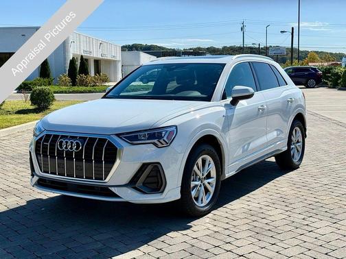 2025 Audi Q3 45 S line Premium