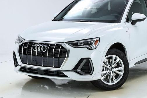2025 Audi Q3 45 S line Premium