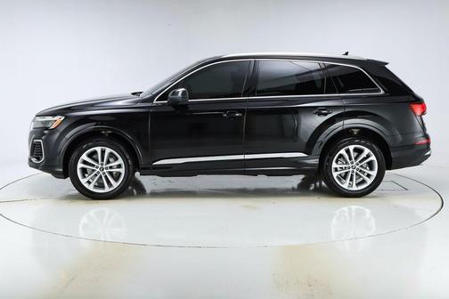 2025 Audi Q7 55 Premium