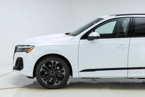2026 Audi Q7 55 Prestige