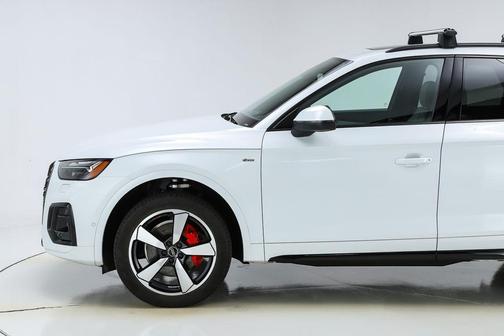 2024 Audi Q5 45 S line quattro Premium