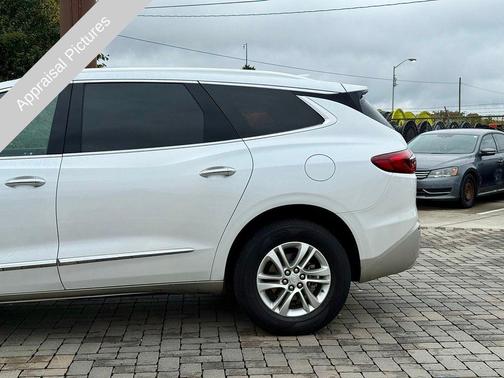 2018 Buick Enclave Essence