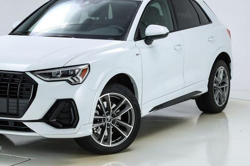 2021 Audi Q3 45 S line Premium