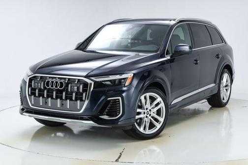 2025 Audi Q7 55 Premium Plus