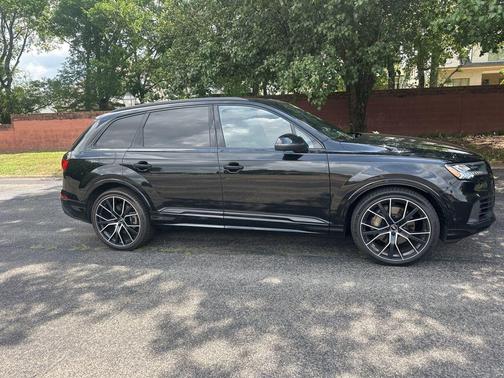 2022 Audi Q7 55 Prestige