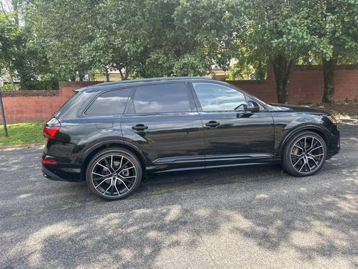 2022 Audi Q7 55 Prestige
