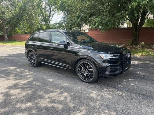 2022 Audi Q7 55 Prestige