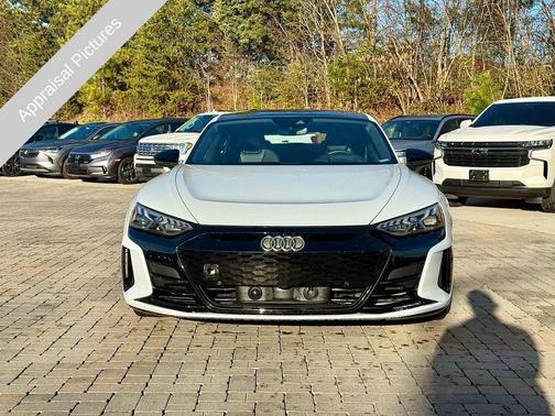 2022 Audi e-tron GT Prestige