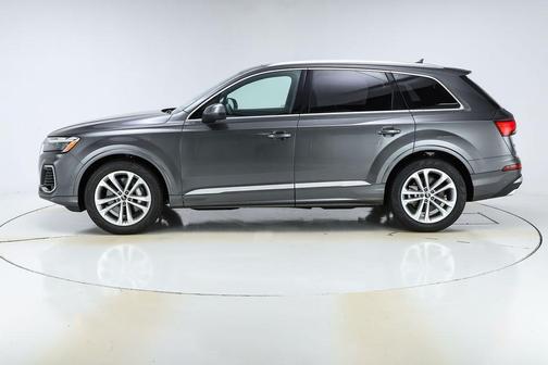 2026 Audi Q7 55 Premium Plus