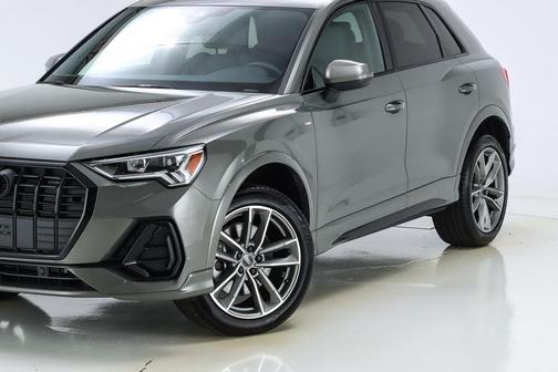 2024 Audi Q3 45 S line Premium