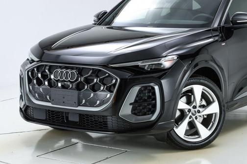 2025 Audi Q5 2.0T Premium