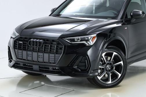2025 Audi Q3 45 S line Premium