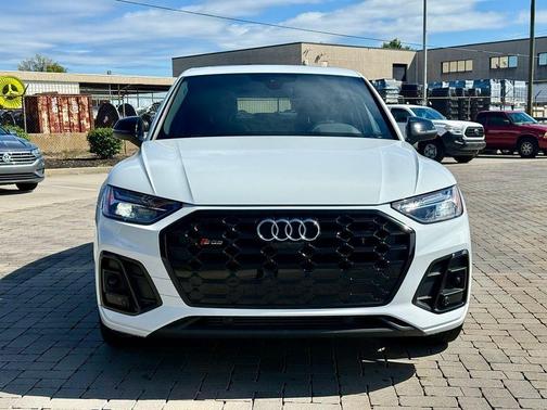 2024 Audi SQ5 3.0T Premium Plus