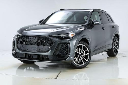 Daytona Gray Pearl 2026 Audi Q5 PRESTIGE
