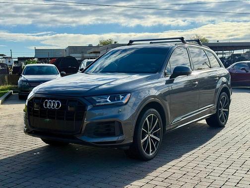 2021 Audi Q7 55 Premium Plus