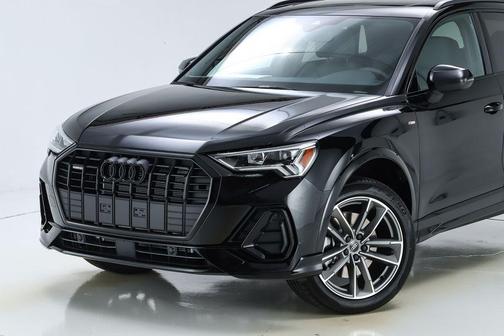 2025 Audi Q3 45 S line Premium