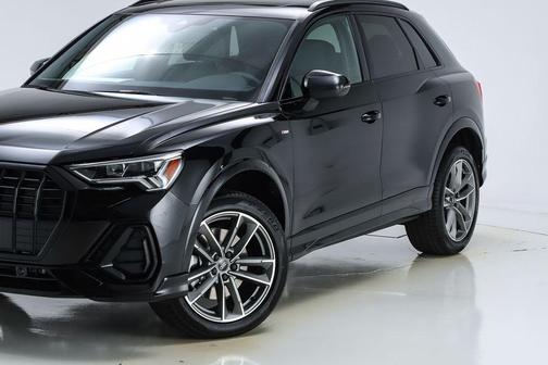 2025 Audi Q3 45 S line Premium