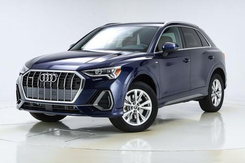 2024 Audi Q3 45 S line Premium