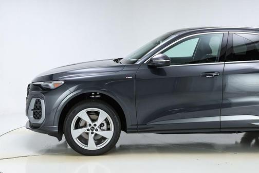 2025 Audi Q5 2.0T Premium