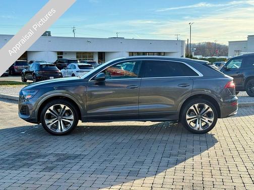 2021 Audi Q8 55 Prestige